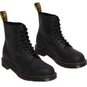Dr. Martens 1460 Pascal Boots Size 6